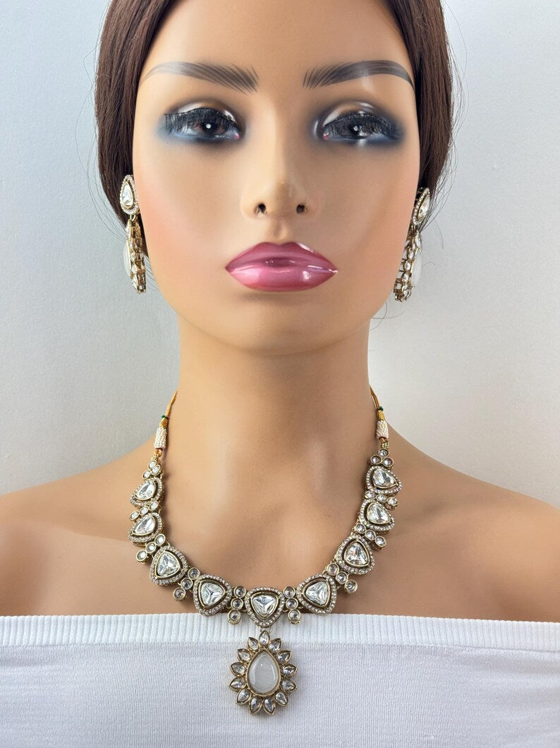 White Kundan Necklace Set, uncut Kundan Necklace, Indian Pakistani jewelry for wedding, Bridemaid jewelry, Indian Kundan necklace