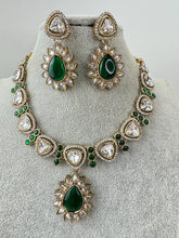 Green Kundan Necklace Set, uncut Kundan Necklace, Indian Pakistani jewelry for wedding, Bridesmaid jewelry, Indian Kundan necklace