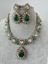 Rama Green Antique Kundan necklace/Uncut Kunan Necklace/Statement necklace/Punjabi Necklace/Pakistani Jewelry/Bridal necklace