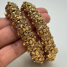Gold Kada bangles 2pc/Indian bangles/Antique bangles/Temple Jewelry/Bridal Bangles/Indian Wedding/Pakistani Jewelry/South indian jewelry