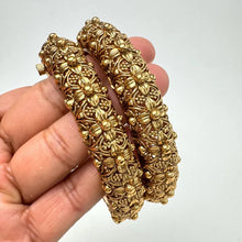 Gold Kada bangles 2pc/Indian bangles/Antique bangles/Temple Jewelry/Bridal Bangles/Indian Wedding/Pakistani Jewelry/South indian jewelry