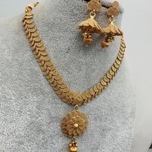 Antique Gold Necklace/South Indian Jewelry/Temple Jewelry/Wedding necklace/Bridesmaid Necklace/Indian necklace/Gift for her