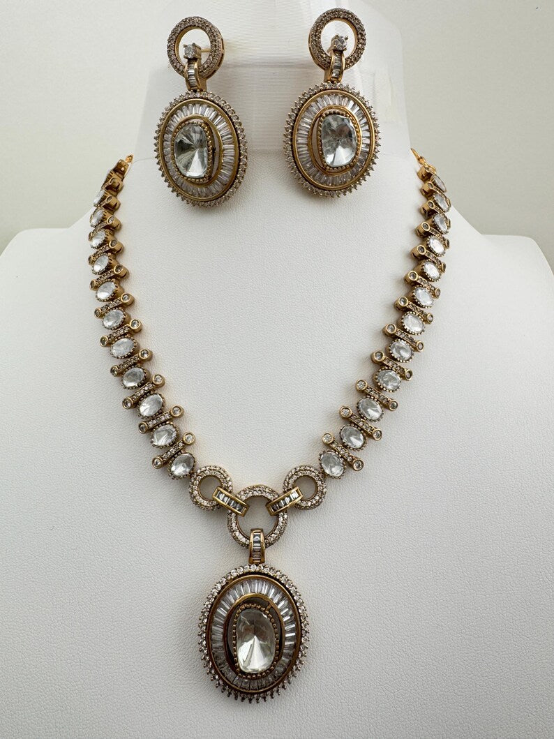 White Victorian Moissanite Necklace, Semi-precious muti stones Pendant Necklace, Indian Bridal Jewelry, Bollywood Sabyasachi Necklace