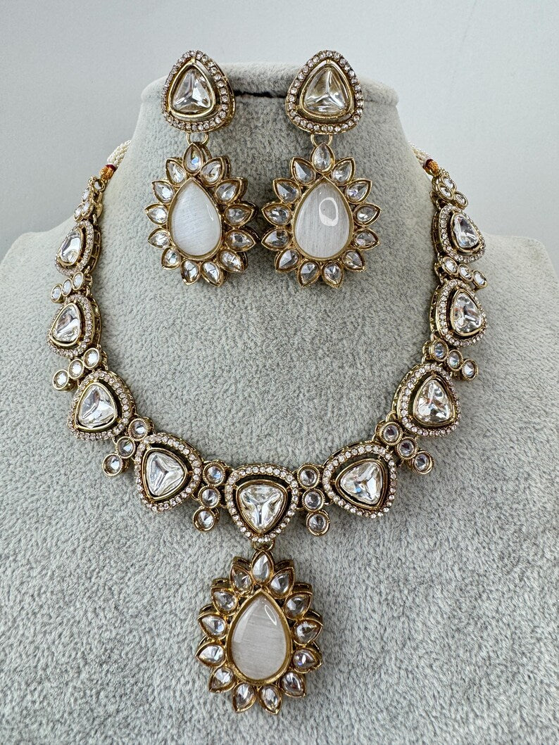 White Kundan Necklace Set, uncut Kundan Necklace, Indian Pakistani jewelry for wedding, Bridemaid jewelry, Indian Kundan necklace