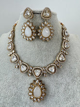 White Kundan Necklace Set, uncut Kundan Necklace, Indian Pakistani jewelry for wedding, Bridemaid jewelry, Indian Kundan necklace