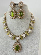 Mehendi Green Kundan Necklace Set, uncut Kundan Necklace, Indian Pakistani jewelry for wedding, Bridesmaid jewelry, Indian Kundan necklace