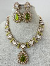 Mehendi Green Kundan Necklace Set, uncut Kundan Necklace, Indian Pakistani jewelry for wedding, Bridesmaid jewelry, Indian Kundan necklace