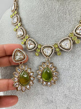 Mehendi Green Kundan Necklace Set, uncut Kundan Necklace, Indian Pakistani jewelry for wedding, Bridesmaid jewelry, Indian Kundan necklace