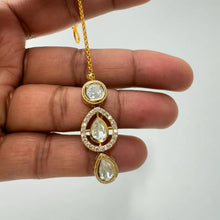 Danity Fine Kundan Maang tikka/ Kundan Tikka/ Indian Jewelry/ Indian Wedding Jewelry/ Pakistani Jewelry/ Jhoomer/ / Indian forehead jewelry