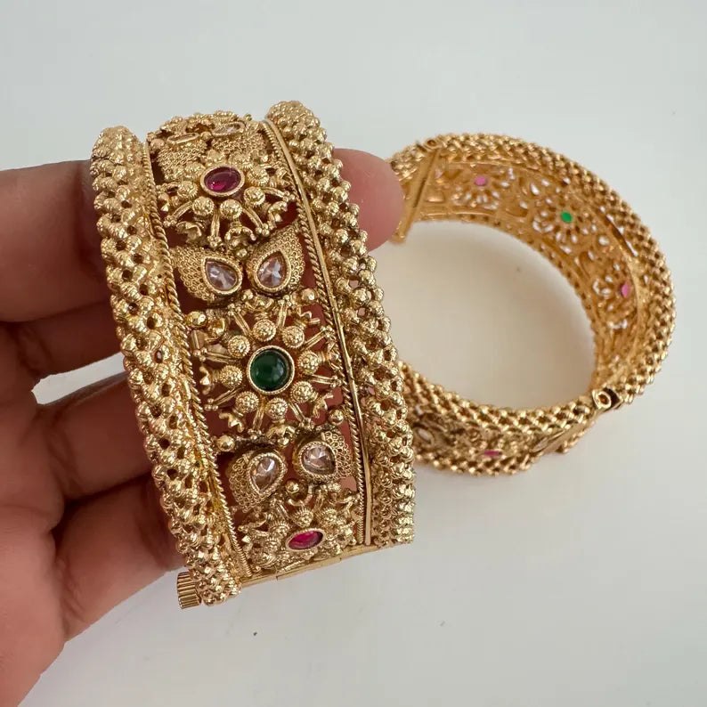 Gold plated Rajwadi Kundan openable Kada Bangle(1Pc)Single/Indian Kada/Wedding Jewelry/Kada/Punjabi Jewelry/Indian Wedding/Bollywood bangles