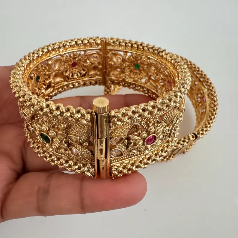 Gold plated Rajwadi Kundan openable Kada Bangle(1Pc)Single/Indian Kada/Wedding Jewelry/Kada/Punjabi Jewelry/Indian Wedding/Bollywood bangles