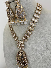 Gray Kundan Necklace / Mid Length Kundan Necklace/ Bollywood Jewelry/ Indian jewelry/ Pakistani / punjabi necklace/indian wedding