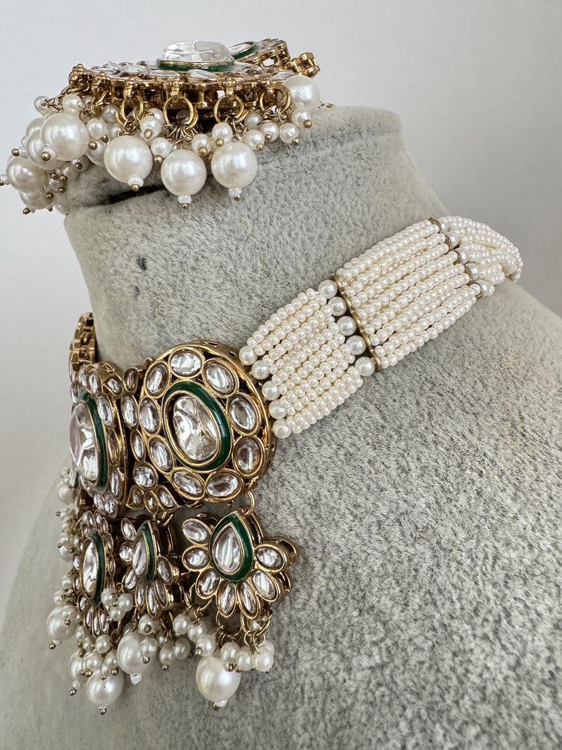 White pearl Kundan choker necklace, Kundan Choker Necklace Indian pakistani jewelry for wedding, Bridemaid jewelry, Indian Pakistani jewelry