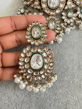 White pearl Kundan choker necklace, Kundan Choker Necklace Indian pakistani jewelry for wedding, Bridemaid jewelry, Indian Pakistani jewelry