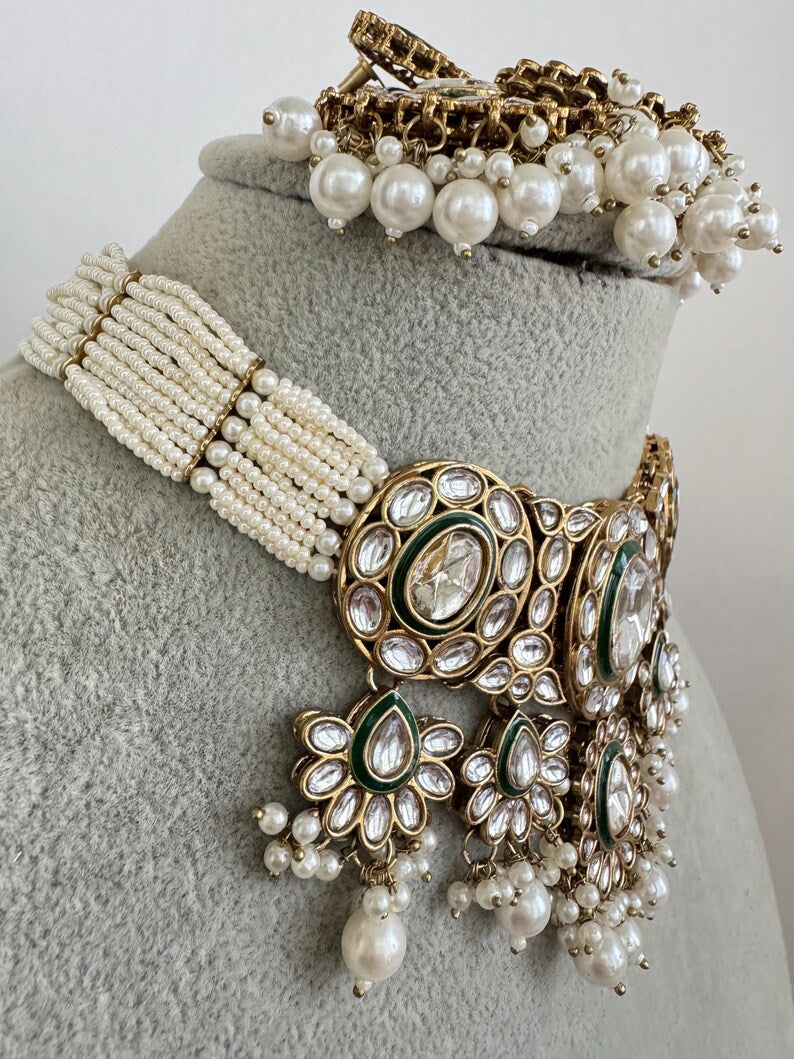 White pearl Kundan choker necklace, Kundan Choker Necklace Indian pakistani jewelry for wedding, Bridemaid jewelry, Indian Pakistani jewelry