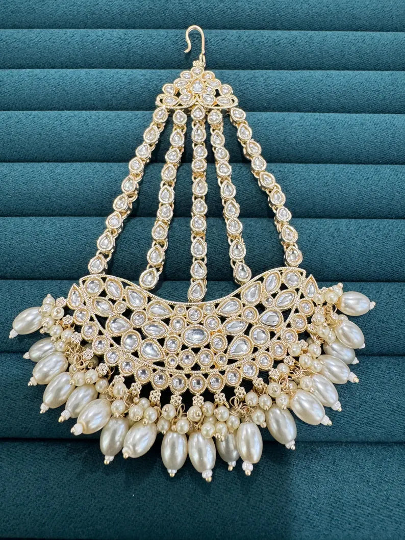 White gold Kundan Pearl Passa, Jhoomer, Side tikka Indian Punjabi Pakistani wedding jewelry, jewelry, Hair accesories
