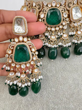 Green Bridal Mossinate Polki Kundan Victorian Necklace, Sabyasachi Necklace, Wedding necklace, Semi Precious Jewelry, Bollywood Celebrity