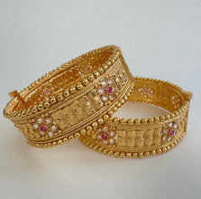 Ruby Polki Gold bangle Pair, Indian bangles,Antique Rajwadi Openable bangles,Temple Jewelry, South indian jewelry, Indian Pakistani bangles