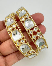 Gold Kundan Pearl Bangles Set(2 Pc)/Indian bangles/Punjabi Pearl bangles Set/Bridal bangles/wedding jewelry/Bridal chooda bangles