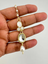 Small Gold Maang tikka/ Kundan Tikka/ Indian Jewelry/ Indian Wedding Jewelry/Pakistani Jewelry/ Jhoomer/Matha patti/ Indian forehead jewelry