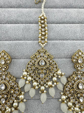 White Antique polki Kundan Tikka w/Earring Set Indian Bridal Maang Tikka Teeka Tika Headpiece Handmade Pearl Jewelry, Bridesmaid Gifts