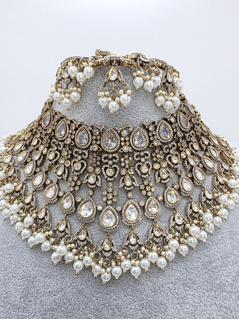 White Bridal Mossinate Polki Victorian Necklace, Sabyasachi Necklace, Wedding necklace, Semi Precious Jewelry, Bollywood Celebrity Necklace