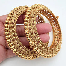 Gold Kada bangles 2pc/Indian bangles/Antique bangles/Temple Jewelry/Bridal Bangles/Indian Wedding/Pakistani Jewelry/South indian jewelry