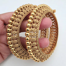 Gold Kada bangles 2pc/Indian bangles/Antique bangles/Temple Jewelry/Bridal Bangles/Indian Wedding/Pakistani Jewelry/South indian jewelry