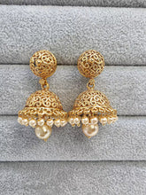 Gold plated small Jhumka/Gold Jhumka/Indian Jewelry/Pakistani/South Indian jhumka earrings/Bridal earring/Indian wedding, Gift for her