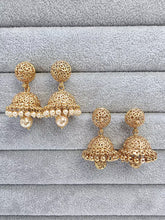 Gold plated small Jhumka/Gold Jhumka/Indian Jewelry/Pakistani/South Indian jhumka earrings/Bridal earring/Indian wedding, Gift for her