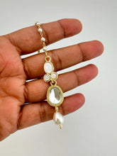 Small Gold Maang tikka/ Kundan Tikka/ Indian Jewelry/ Indian Wedding Jewelry/Pakistani Jewelry/ Jhoomer/Matha patti/ Indian forehead jewelry