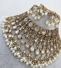 White Bridal Mossinate Polki Victorian Necklace, Sabyasachi Necklace, Wedding necklace, Semi Precious Jewelry, Bollywood Celebrity Necklace