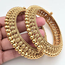 Gold Kada bangles 2pc/Indian bangles/Antique bangles/Temple Jewelry/Bridal Bangles/Indian Wedding/Pakistani Jewelry/South indian jewelry