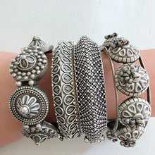 Oxidized Silver openable Kada/Bracelet (1Pc)/German Silver/Boho/Tribal/Indian Jewelry/Pakistani/Oxidized Bangles/One size fit to 2.4/2.6