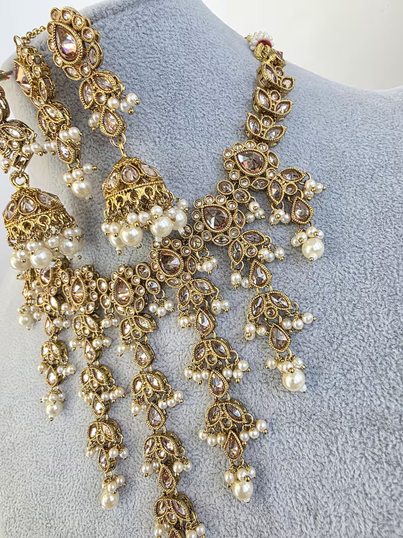 White Pearl Antique Polki Kundan Pearl Necklace with earrings and tikka, bridal necklace, Indian Pakistani Wedding Jewelry