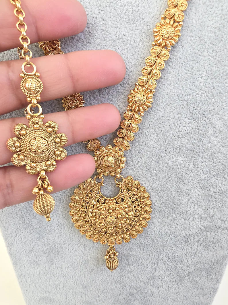 Antique Gold Long Necklace/Indian Necklace/South Indian Necklace/Long Necklace/ Indian Jewelry/Kasu mala/ long Haram, Indian Pakistani Set