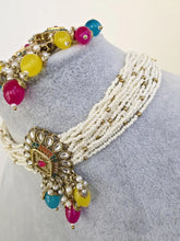 Multi Pearl Kundan Necklace Set/Kundan Choker/ Bollywood Jewelry/ Indian jewelry/ Pakistani necklace/ punjabi necklace/bridal/indian wedding
