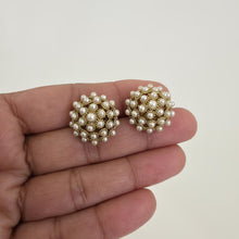 Small Traditional studs/Pearl Stud Earrings/Indian Studs/Indian Jewelry/Kundan Studs/Sabyasachi studs/Bridal Jewelry/Indian wedding