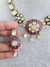 RubyGreen Fine Kundan Necklace Set /Kundan Choker / Bollywood Jewelry / Indian jewelry /Pakistani necklace/bridal necklace/Indian wedding