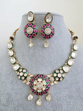 RubyGreen Fine Kundan Necklace Set /Kundan Choker / Bollywood Jewelry / Indian jewelry /Pakistani necklace/bridal necklace/Indian wedding