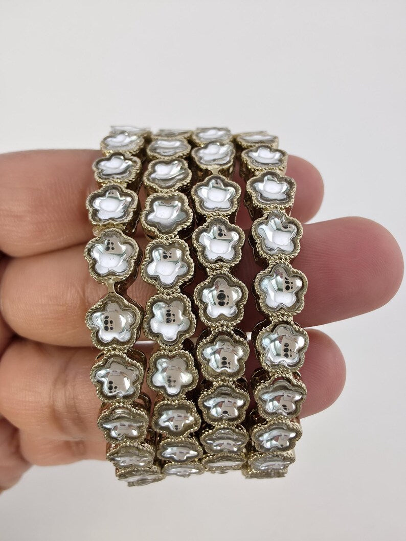 Antique Dull Gold Kundan Pearl Bangles Set(4 Pc)/Indian bangles/Punjabi Pearl bangles Set/Bridal bangle/wedding jewelry/Bridal chooda bangle