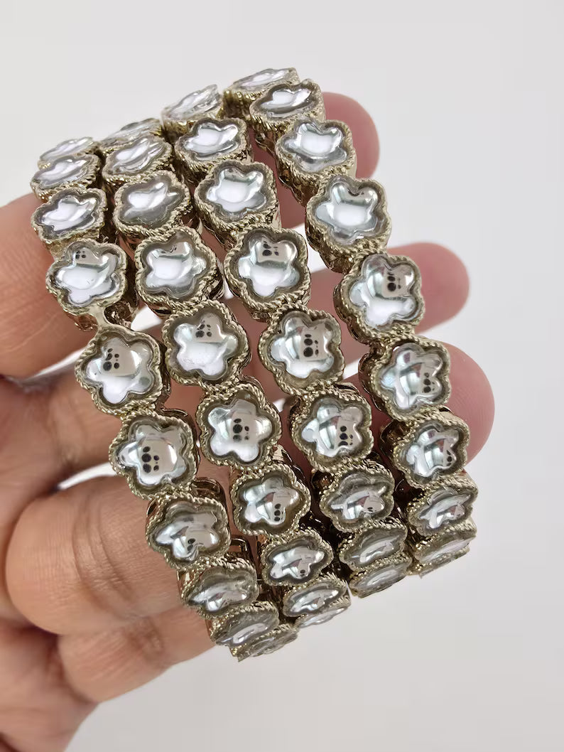 Antique Dull Gold Kundan Pearl Bangles Set(4 Pc)/Indian bangles/Punjabi Pearl bangles Set/Bridal bangle/wedding jewelry/Bridal chooda bangle