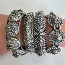 Oxidized Silver openable Kada/Bracelet (1Pc)/German Silver/Boho/Tribal/Indian Jewelry/Pakistani/Oxidized Bangles/One size fit to 2.4/2.6