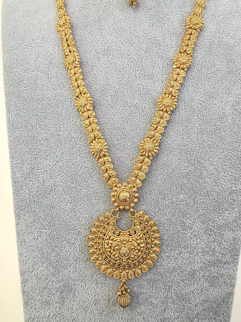 Antique Gold Long Necklace/Indian Necklace/South Indian Necklace/Long Necklace/ Indian Jewelry/Kasu mala/ long Haram, Indian Pakistani Set