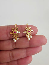Dainty Gold Wire Earrings /Maharashtrian Bugdi gold plated Earrings /Indian Earrings /South Indian,Antique Bugadi wire earrings 24mm Length