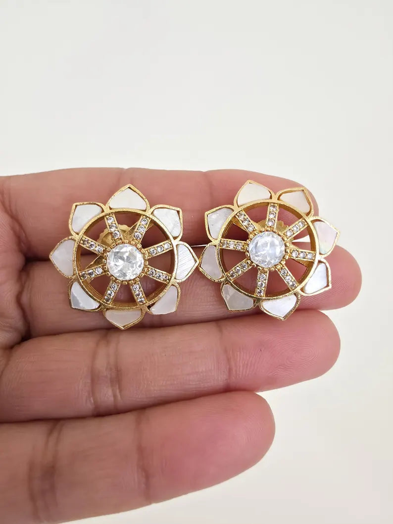White Moissanite Polki Antique Dull Gold Stud Earrings /Indian Jewelry /Statement Stud Earrings/Victorian Stud Earring/Cz Studs/Diamond Stud