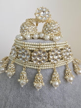 White Pearl Kundan Necklace Set/Kundan Choker/ Bollywood Jewelry/ Indian jewelry/ Pakistani necklace/ punjabi necklace/bridal/indian wedding