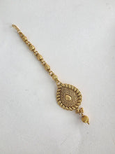 Gold Maang tikka/Kundan Tikka/Indian forhead Jewelry/Indian Wedding Jewelry/Pakistani Jewelry/Jhoomer/Matha patti/Tikka