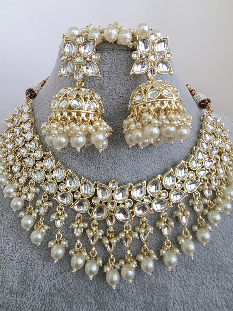 White Pearl Kundan Necklace Set with Big Jhumka and Tikka/Kundan Choker/ Bollywood Jewelry/ Indian jewelry/Pakistani / Punjabi necklace