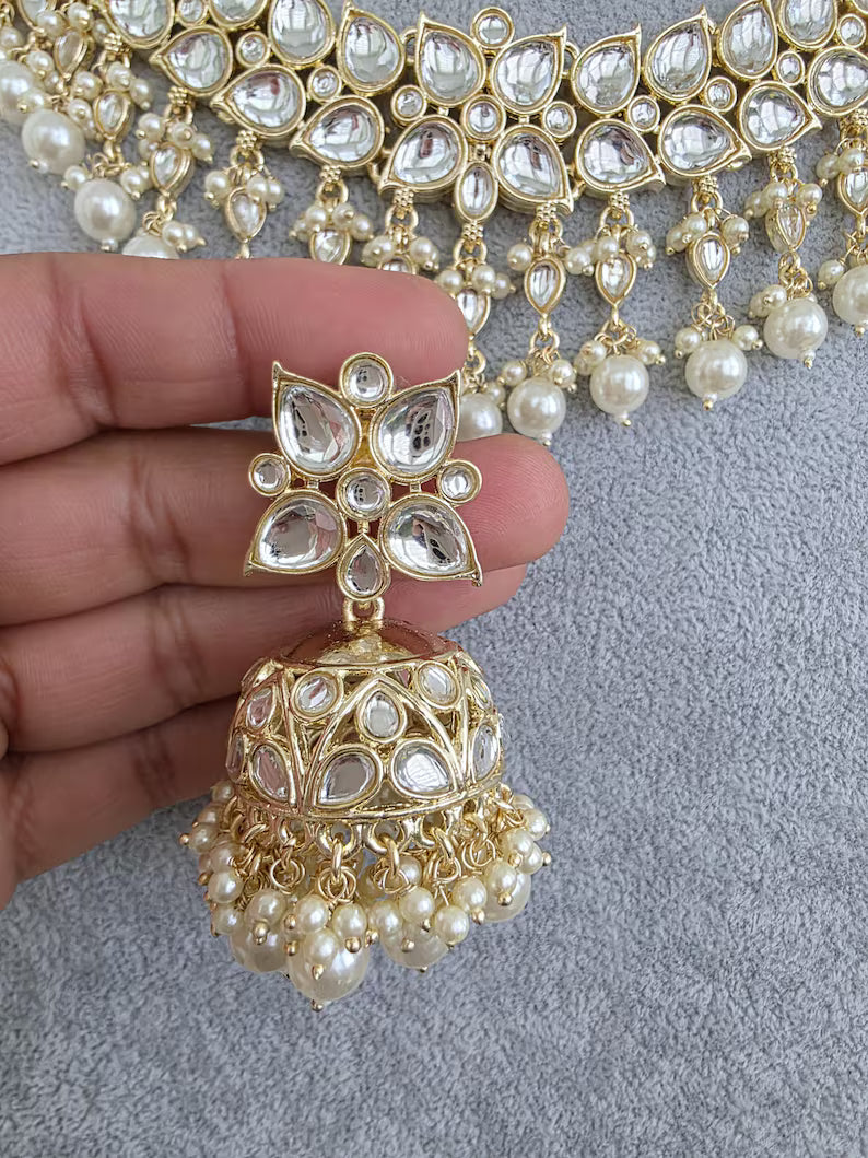 White Pearl Kundan Necklace Set with Big Jhumka and Tikka/Kundan Choker/ Bollywood Jewelry/ Indian jewelry/Pakistani / Punjabi necklace